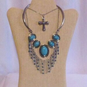 Necklace Mixed (3) Piece Lot Howlite Choker Murano Cross Beaded Necklace